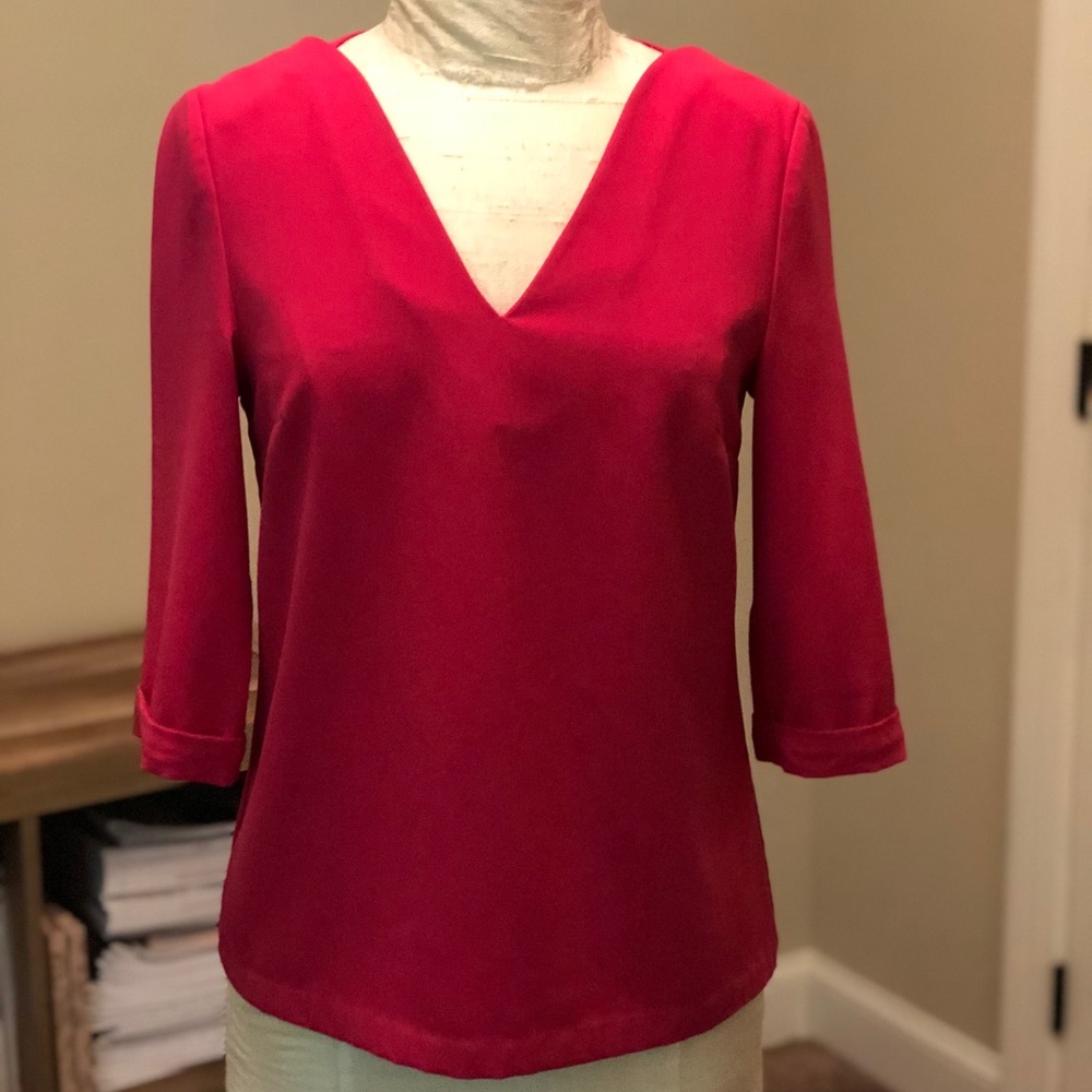 “See you soon” size small Hot Pink 3/4 sleeve top